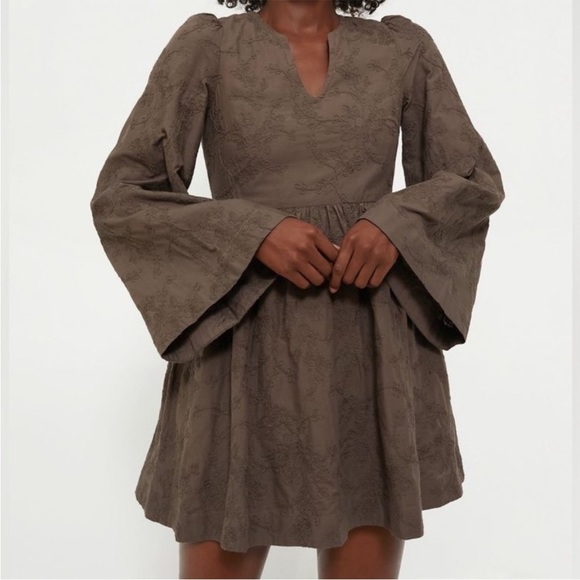 Hyacinth House Becca V Neckline Bell Sleeved Mini Dress Brown Textured XXL NEW - Picture 1 of 13